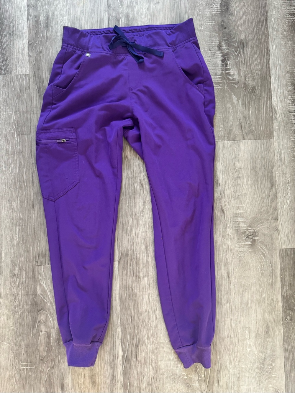 FIGS Zamora Jogger Scrub Pants | Purple | Women's Small 💜